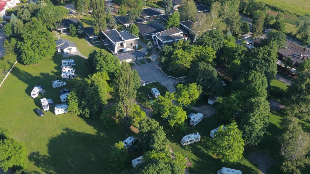 Villas And Apartments Oaza Ilidža Kültér fotó